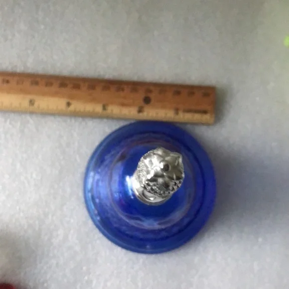 Vintage 1976 Avon blue bell perfume bottle - Picture 6 of 8